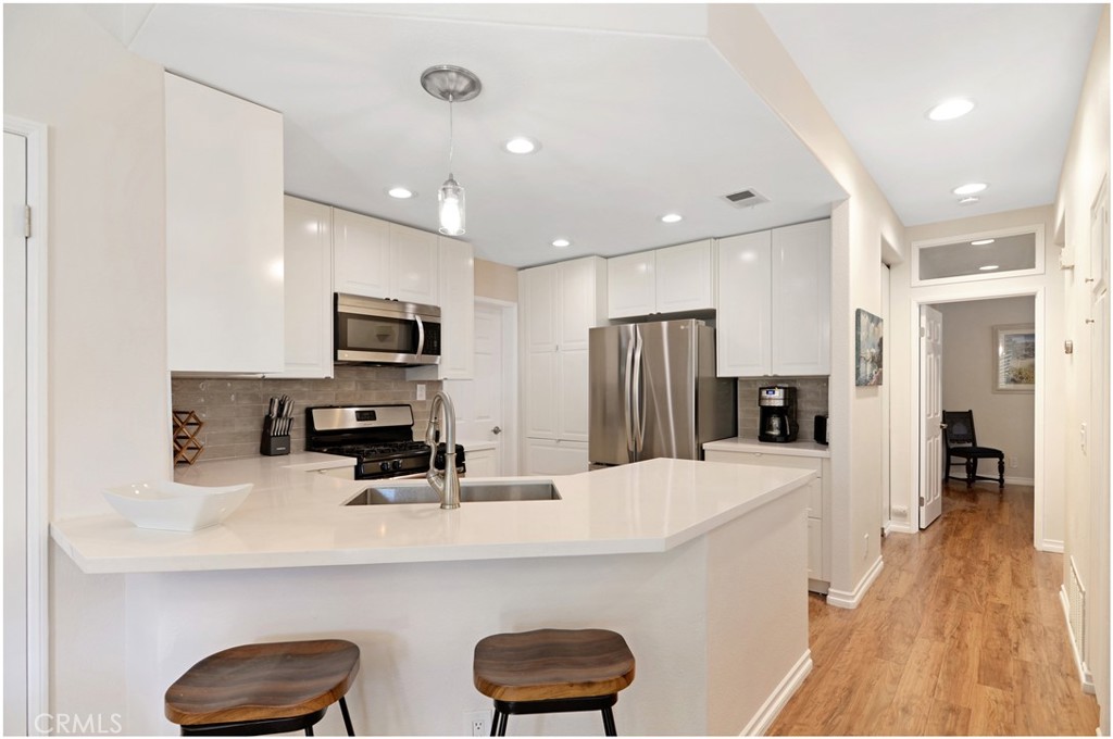 MLS #OC25097679 image #7