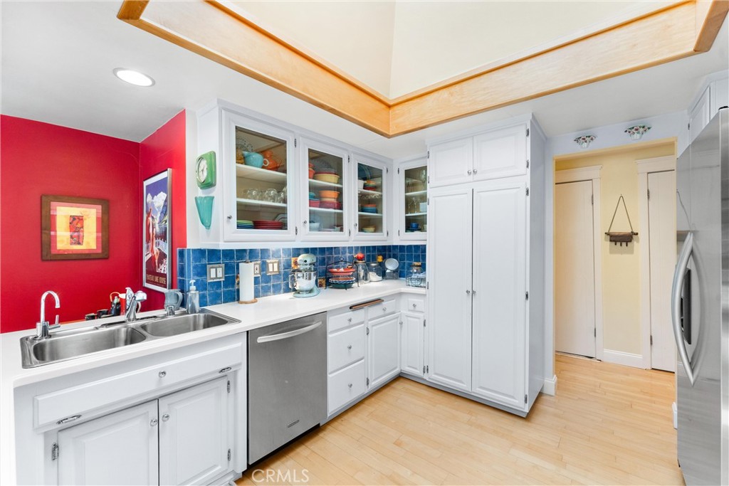 MLS #OC25098501 image #19