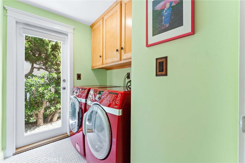 MLS #OC25098501 image #41