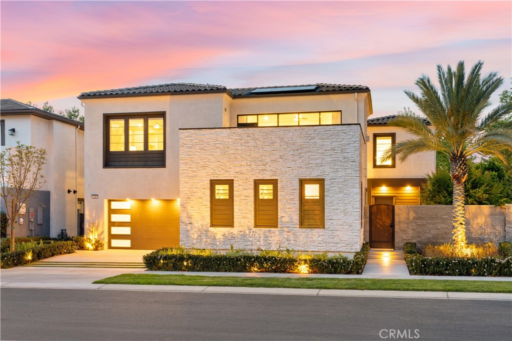 MLS #OC25098693 image #1