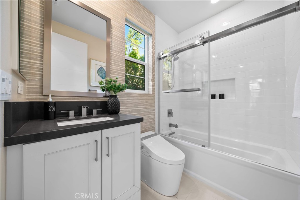 MLS #OC25098693 image #26