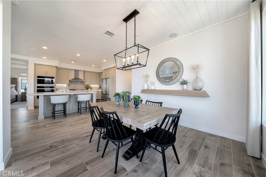 MLS #OC25099202 image #12