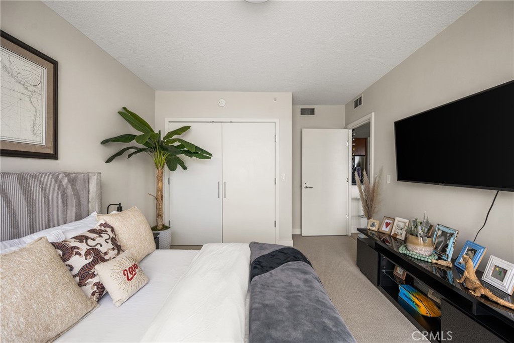 MLS #OC25099620 image #14