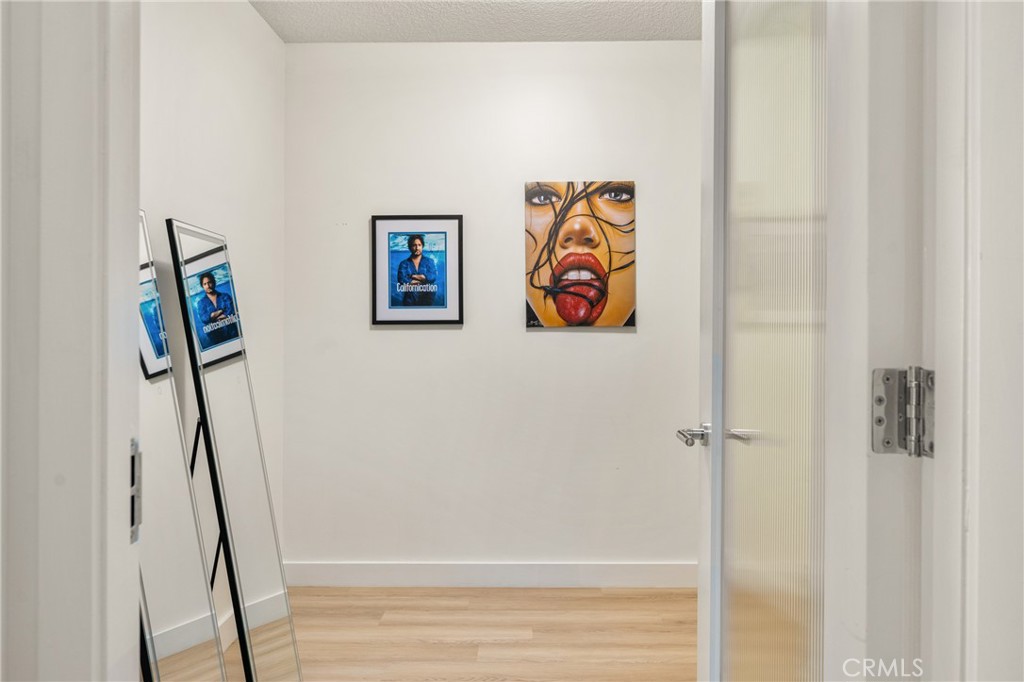 MLS #OC25099620 image #17