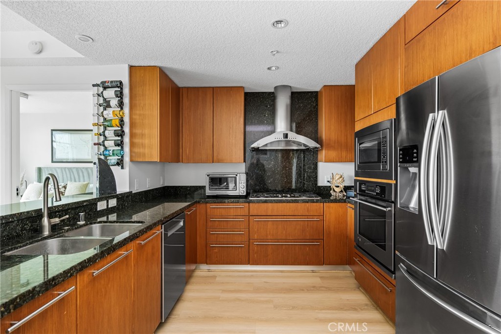 MLS #OC25099620 image #8