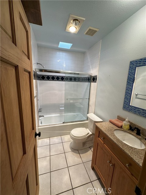 MLS #OC25099889 image #12