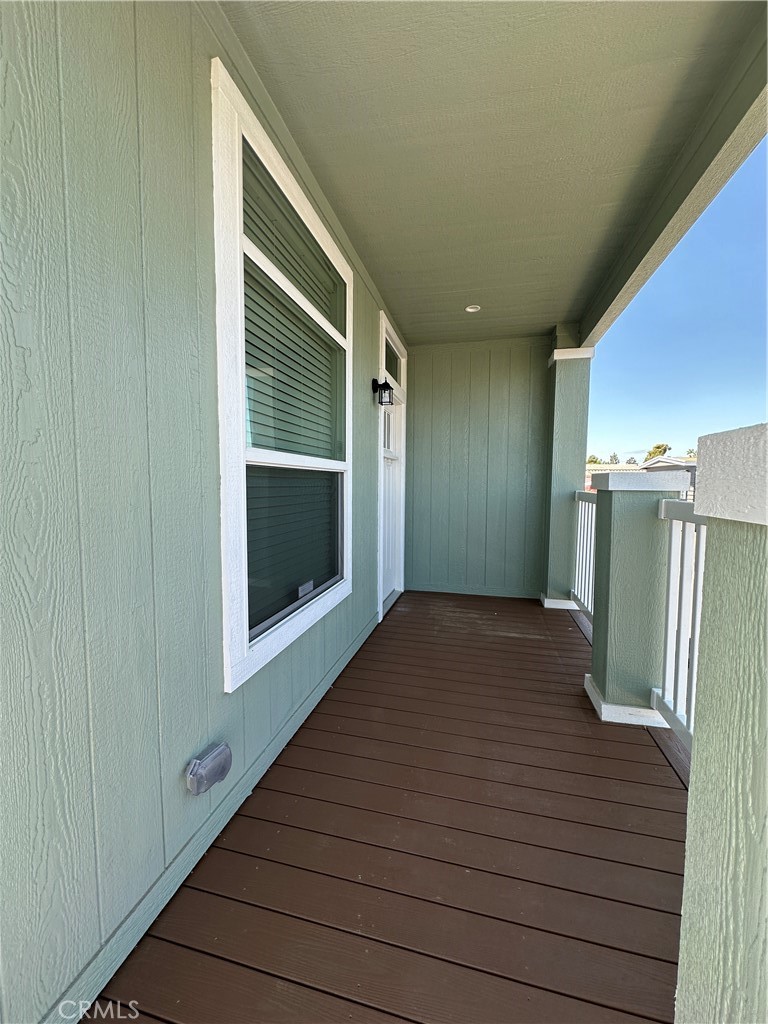 MLS #OC25100305 image #5