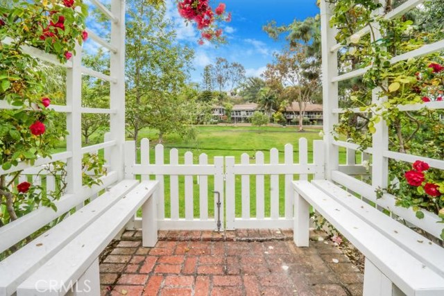 MLS #OC25100375 image #14