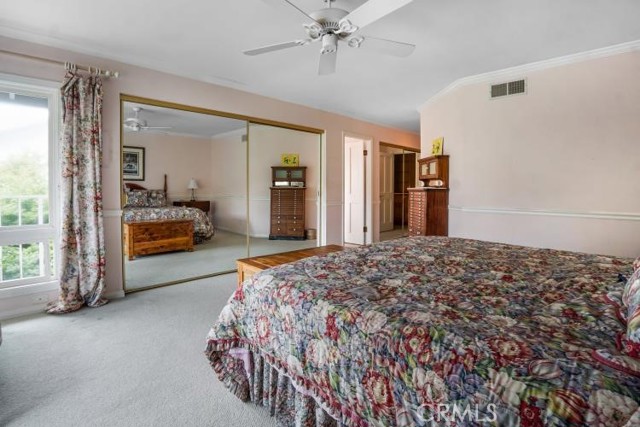 MLS #OC25100375 image #25