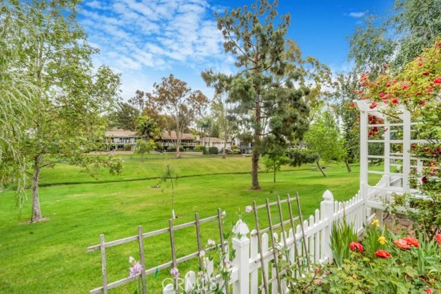 MLS #OC25100375 image #35