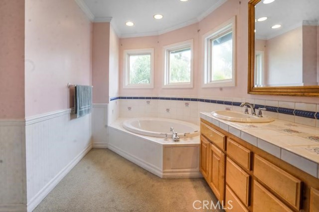 MLS #OC25100375 image #45