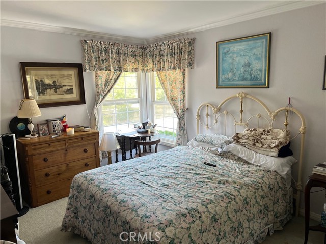 MLS #OC25100375 image #9