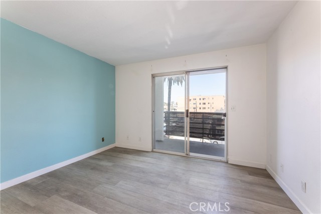 MLS #OC25101101 image #16