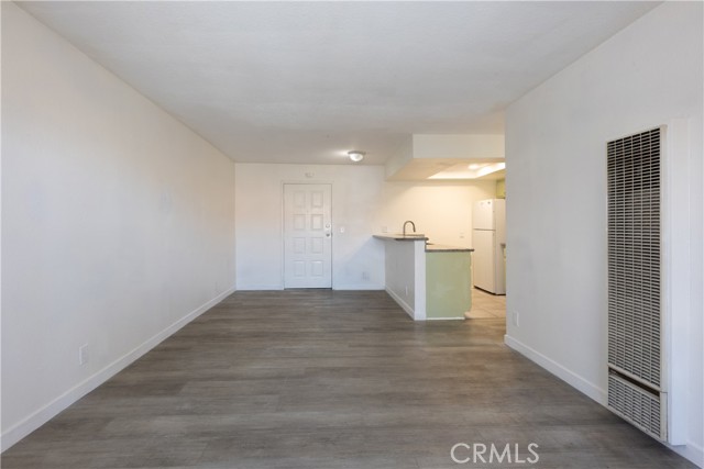 MLS #OC25101101 image #4