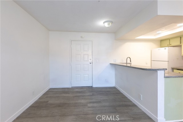 MLS #OC25101101 image #5