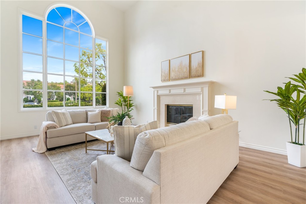 MLS #OC25101826 image #13