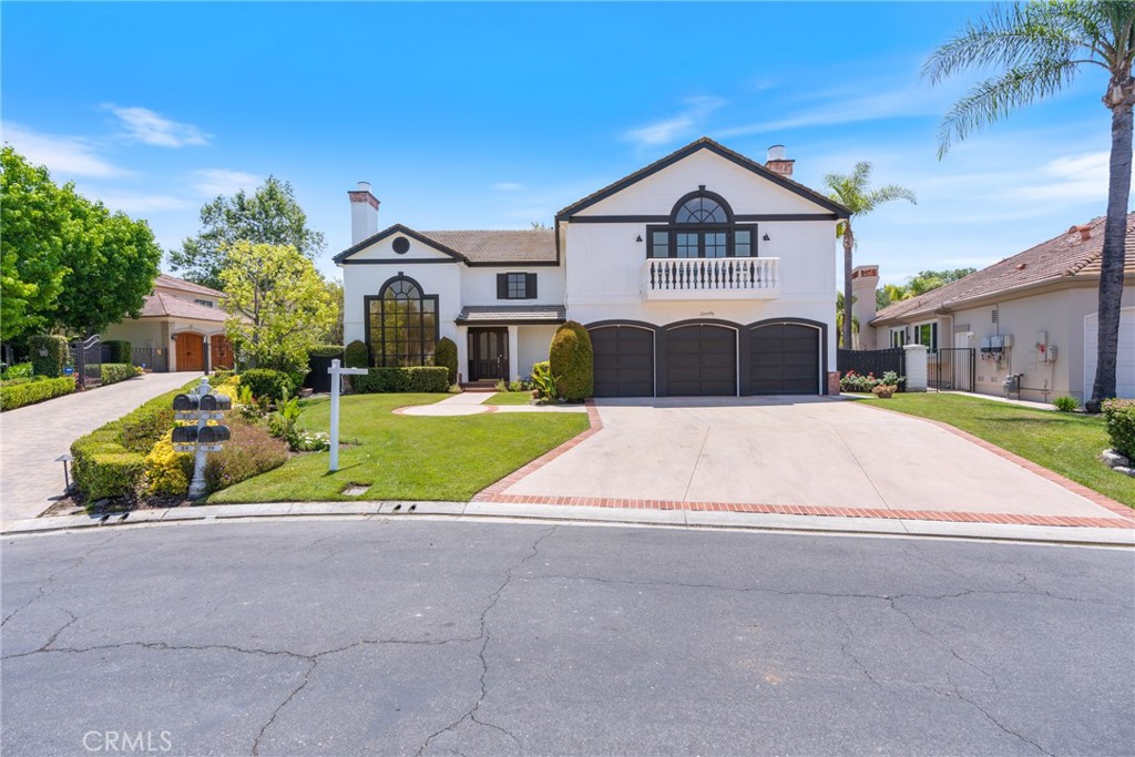 MLS #OC25101826 image #2