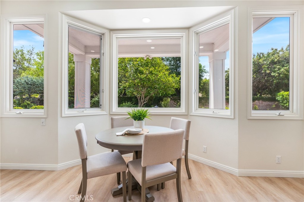 MLS #OC25101826 image #32