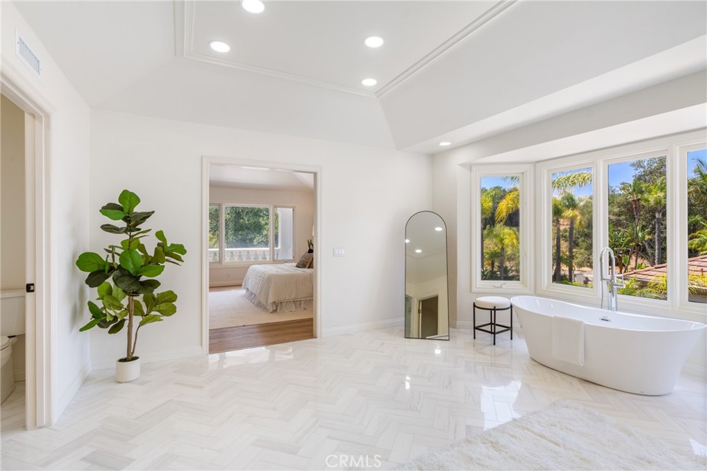 MLS #OC25101826 image #62