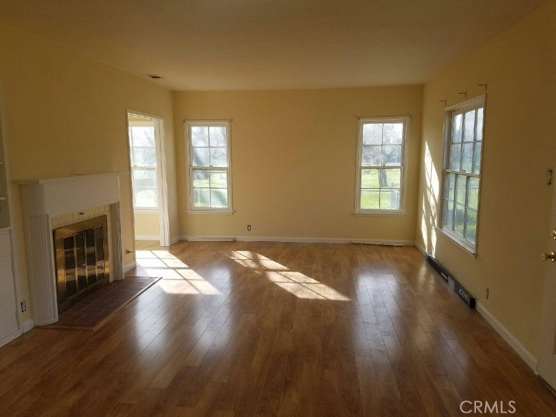 MLS #OC25102486 image #7