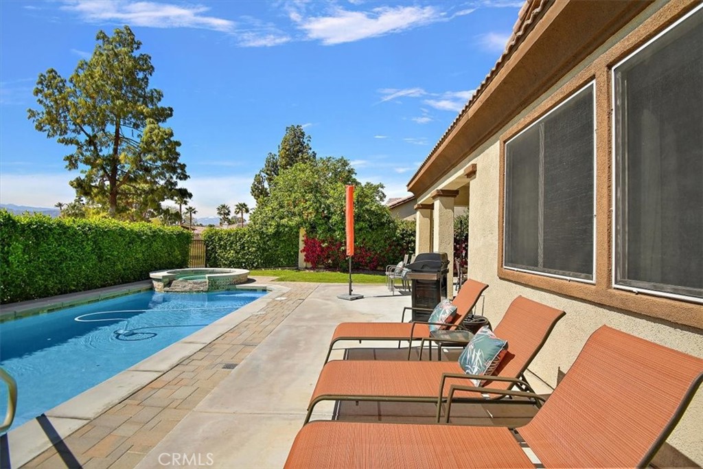 MLS #OC25102698 image #19