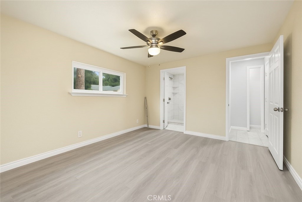 MLS #OC25103342 image #15