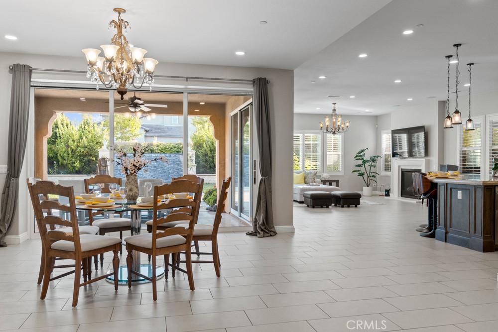 MLS #OC25103472 image #10