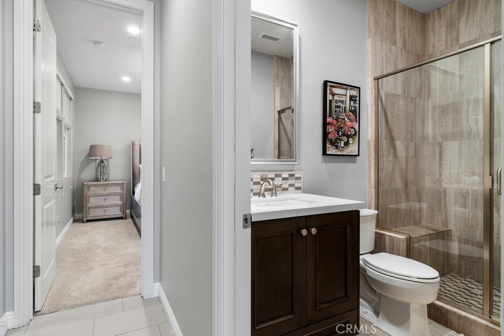 MLS #OC25103472 image #19