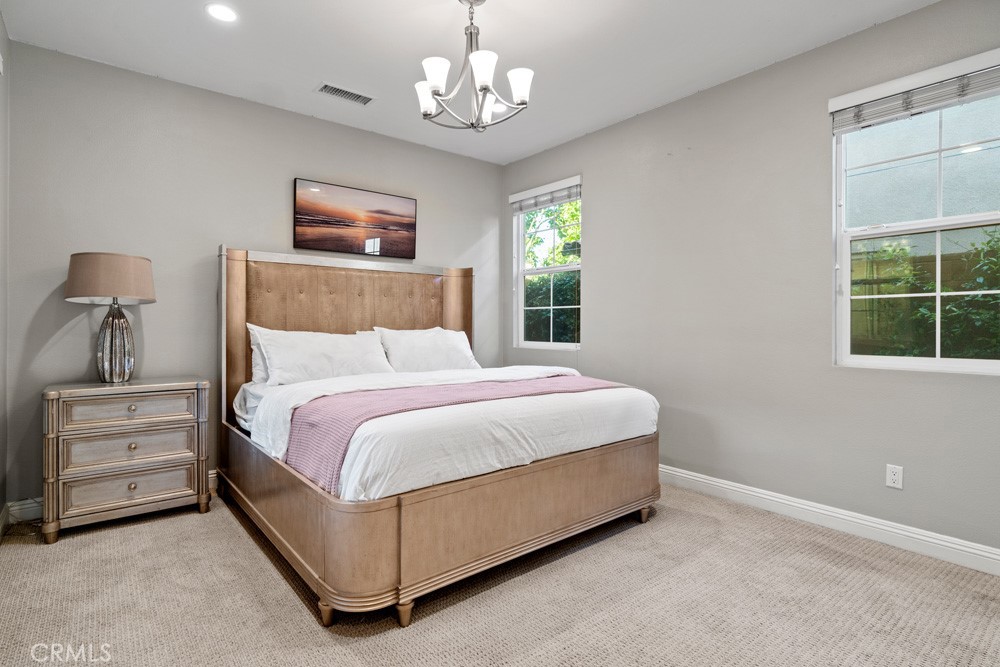 MLS #OC25103472 image #21