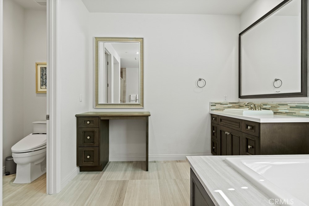 MLS #OC25103472 image #35