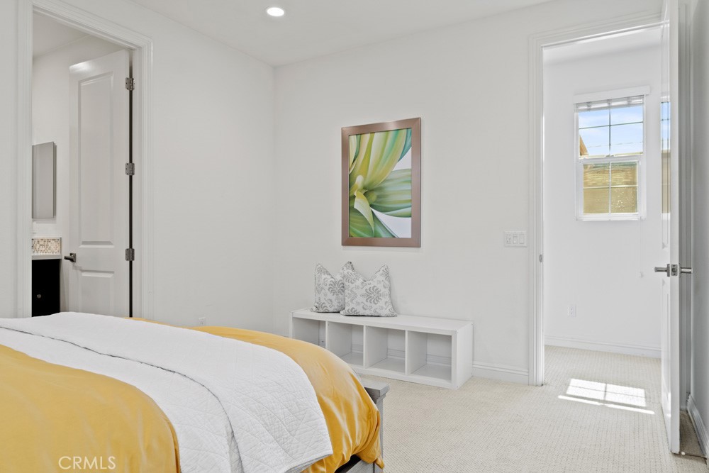 MLS #OC25103472 image #48