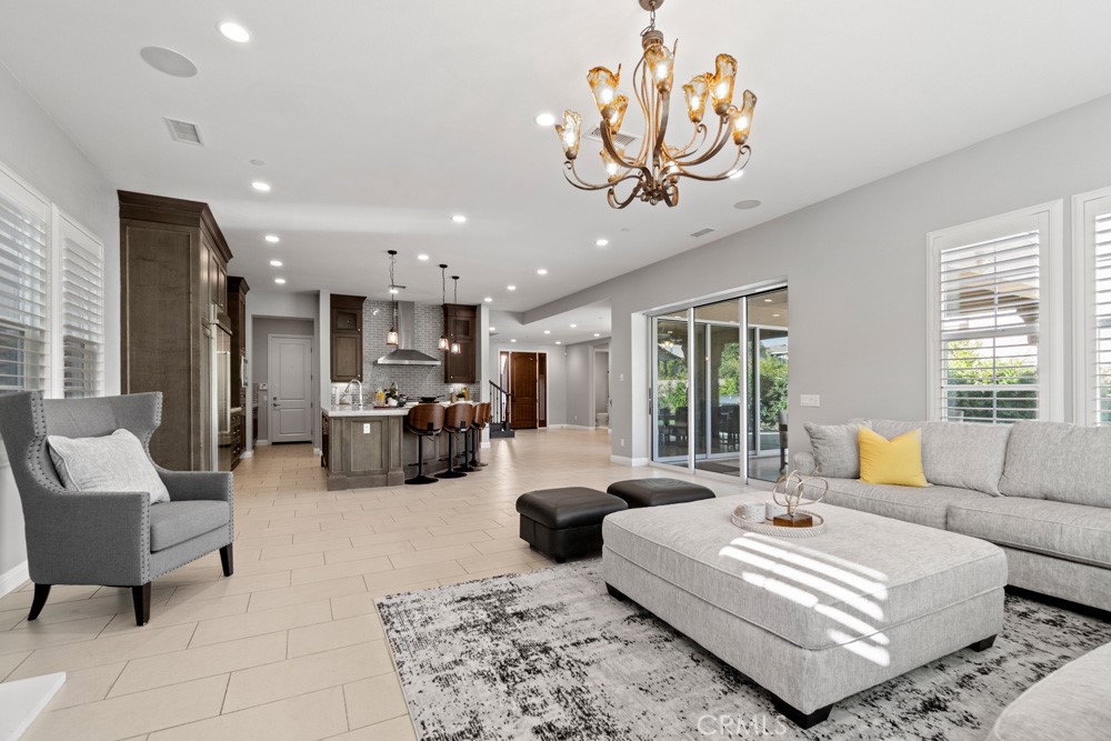 MLS #OC25103472 image #7