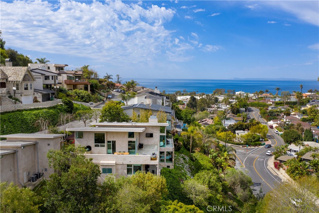 MLS #OC25103843 image #19