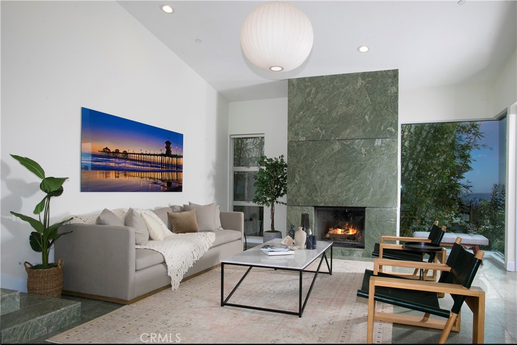 MLS #OC25103843 image #6