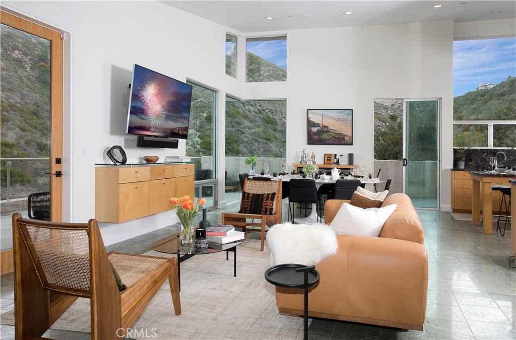 MLS #OC25103843 image #7