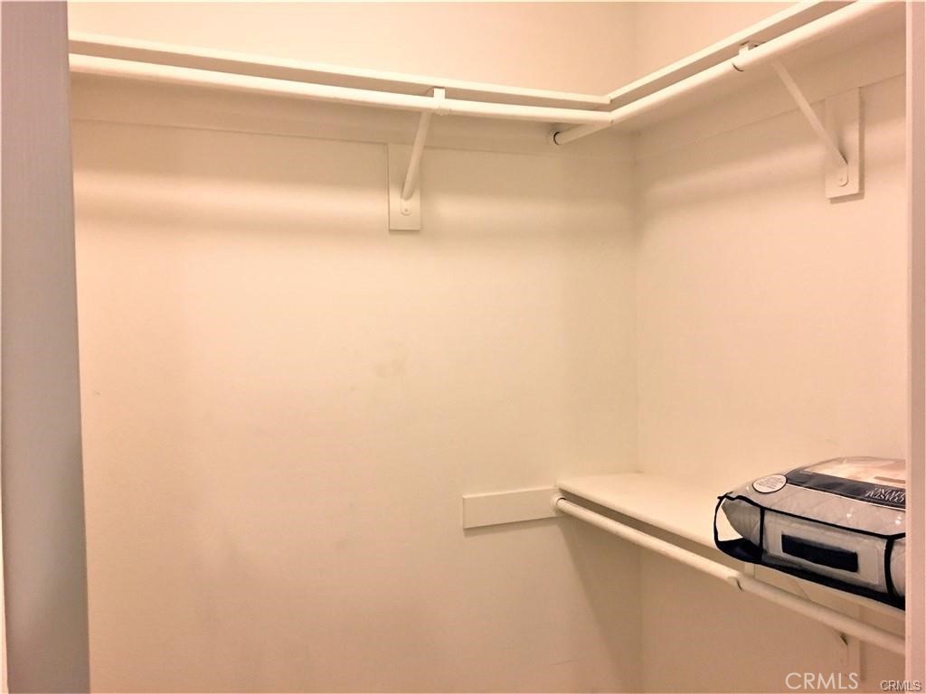 MLS #OC25104065 image #21