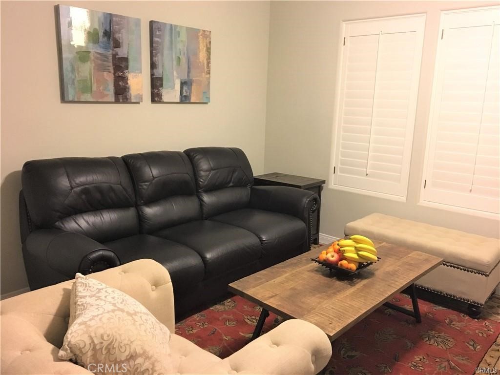 MLS #OC25104065 image #6