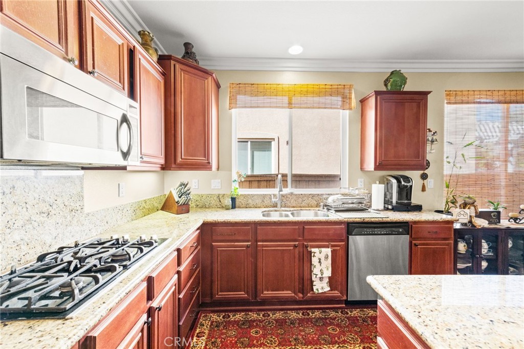 MLS #OC25104313 image #14