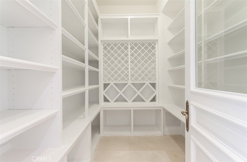 MLS #OC25104408 image #14