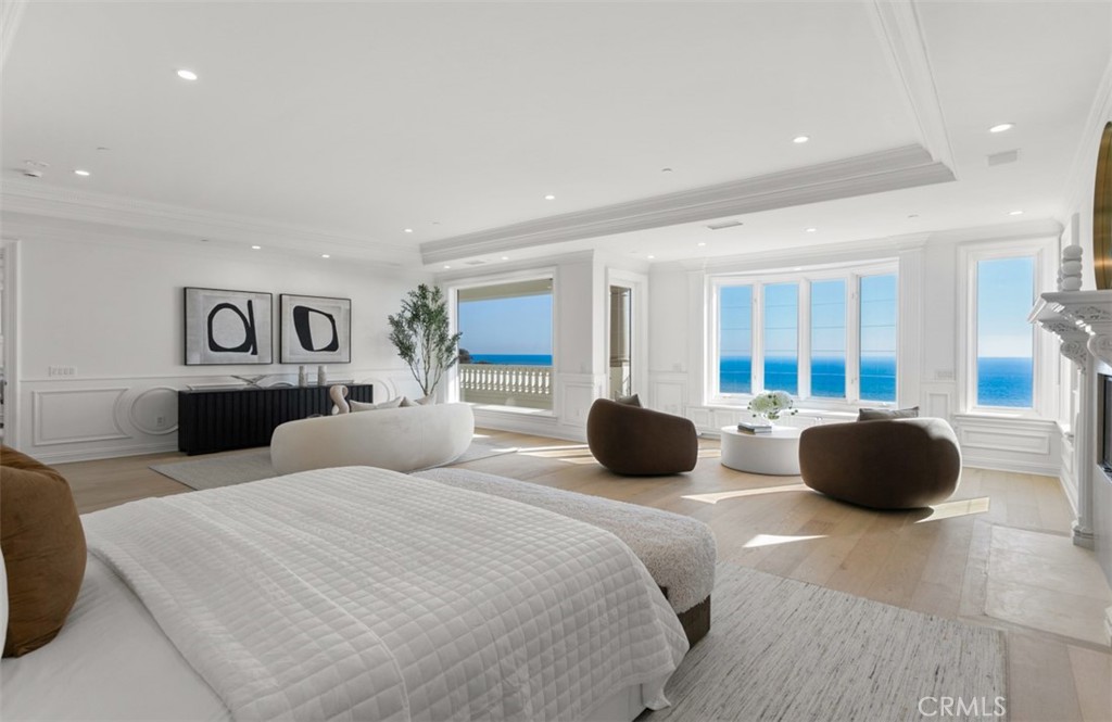 MLS #OC25104408 image #24