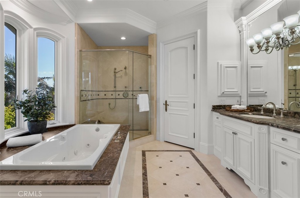 MLS #OC25104408 image #36