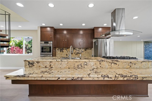 MLS #OC25104999 image #17