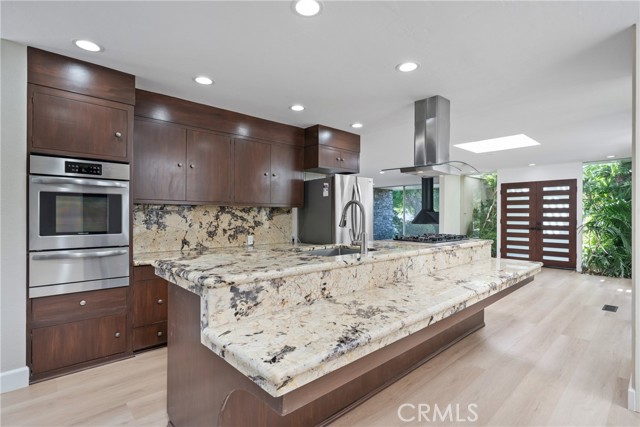 MLS #OC25104999 image #18