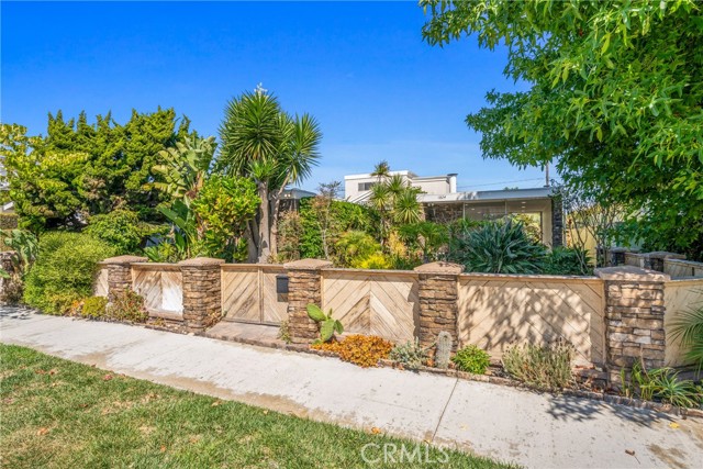 MLS #OC25104999 image #2