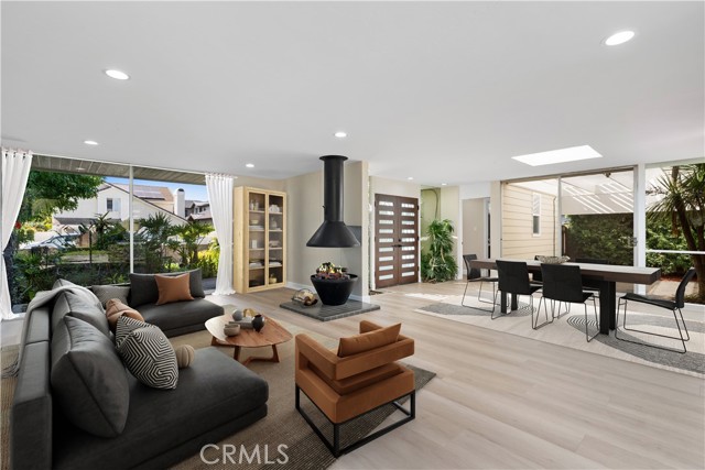MLS #OC25104999 image #8