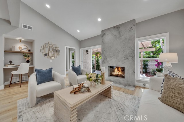 MLS #OC25105892 image #14