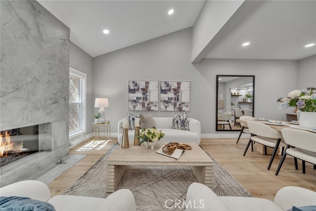 MLS #OC25105892 image #15