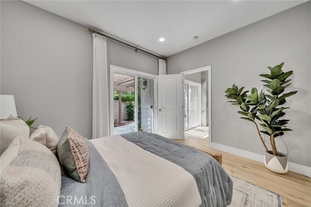 MLS #OC25105892 image #22