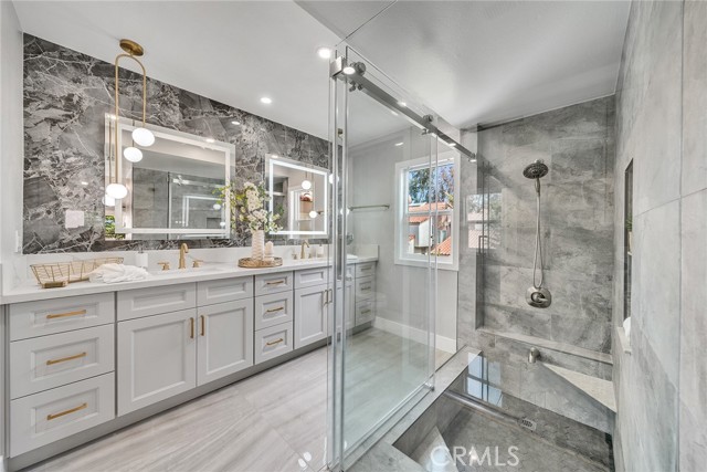 MLS #OC25105892 image #28