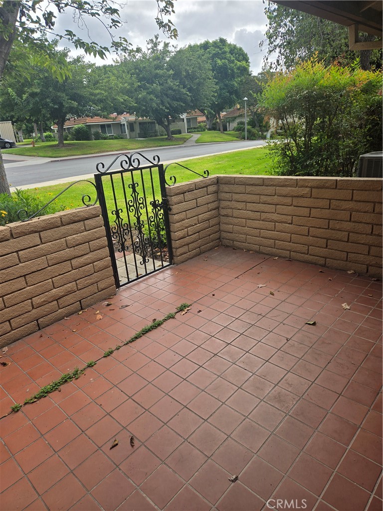 MLS #OC25106076 image #5